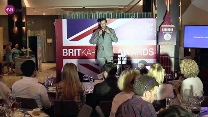 Chiril Lucinschi cîntă karaoke, măcinat de dor pentru Vlad Filat