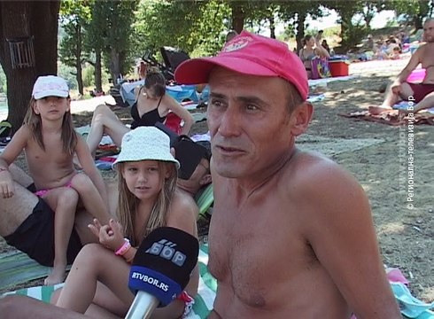 Sve više kupača na Borskom jezeru, 5. avgust 2017 (RTV Bor)