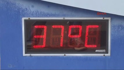 Sıcaklık Havadan Bunalanlar Parklara, Sahillere Akın Etti