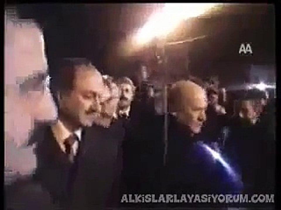 Devlet Bahçeli'yi Görünce Uluyan Adam