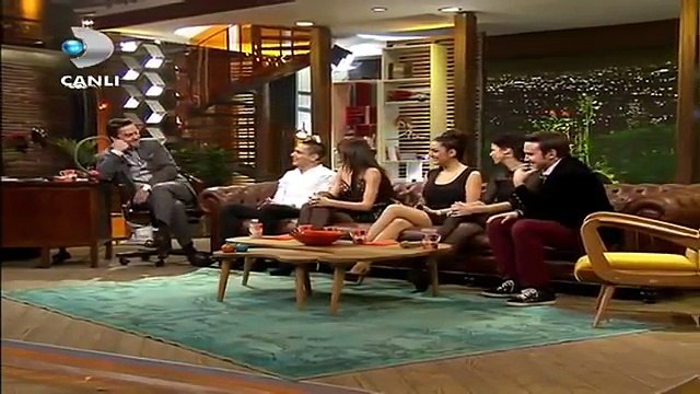 Emina Sandal Mustafa Sandalla Tanışma Hikayeleri Beyaz Show)