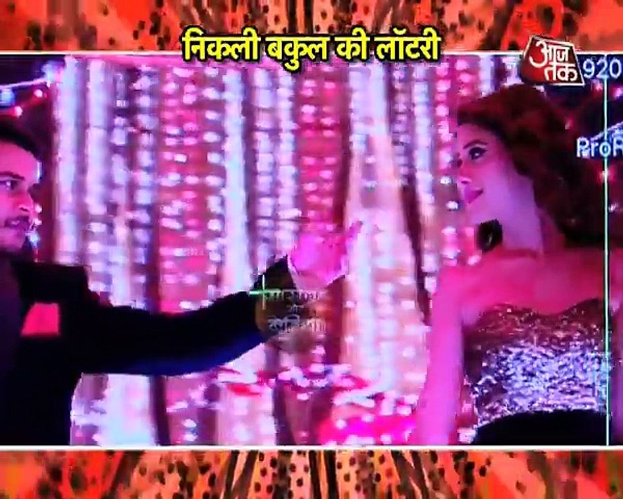 Bakool gets romantic with Sheena and Jigna!! Bhaag Bakool Bhaag