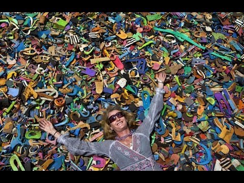 Juguetes de sandalias kenianas /campaña de reciclaje Kenya's Ocean Sole/ recycling campaign