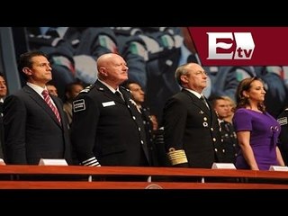 Enrique Peña Nieto entrega reconocimientos a elementos de la Policía Federal /Titulares de la noche