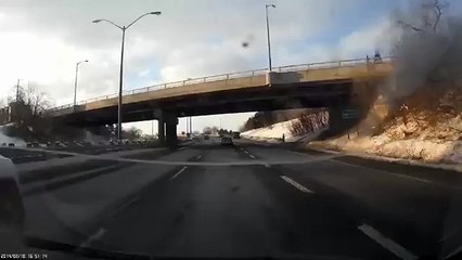 Zorla Kaza Yaptıran Trafik Polisi