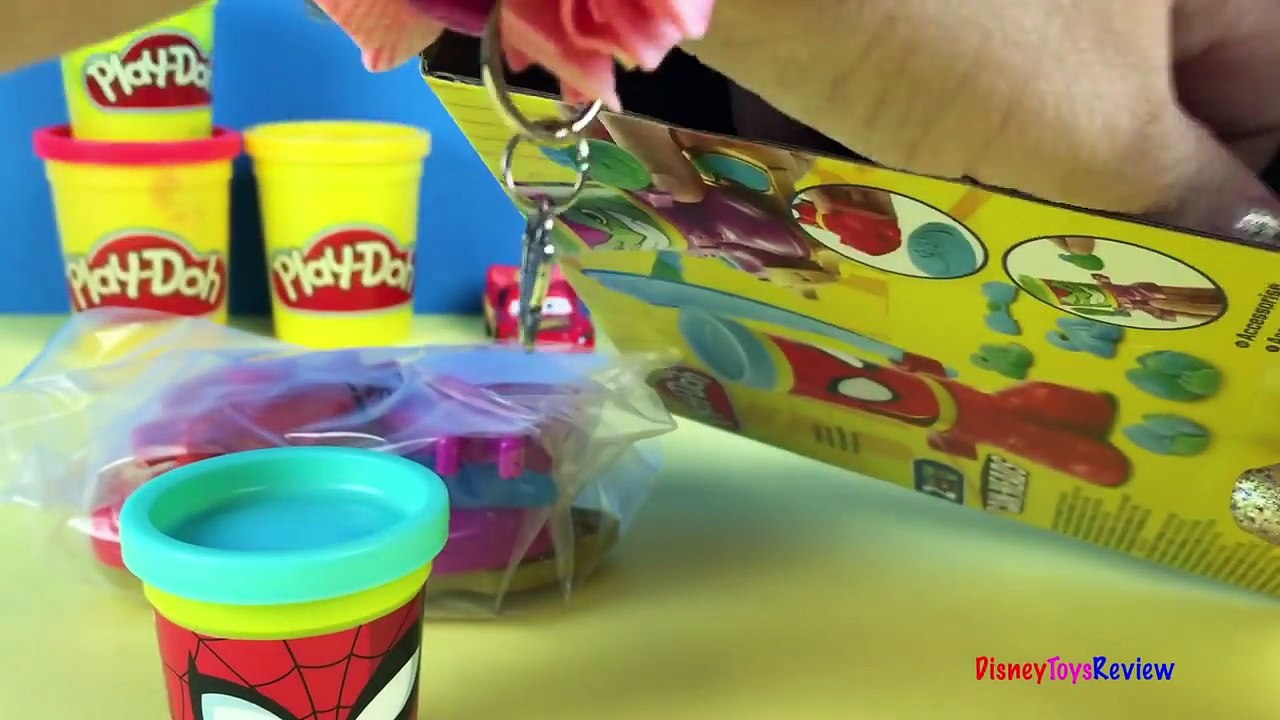 Lutin vert têtes de merveille jouer homme araignée super-héros venin contre Doh can-heads playdough