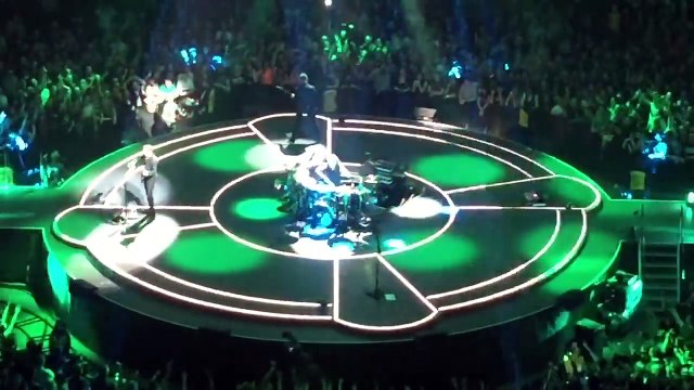 Muse - Stockholm Syndrome live, Manchester Arena, Manchester, UK 4/9/2016