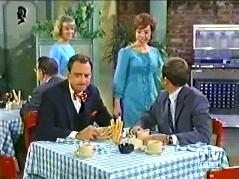 Mayberry RFD - S01E18 - Howard's Hobby (1) - video Dailymotion