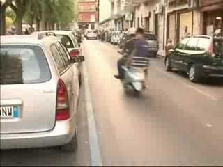 Barletta, protesta residenti Piazza Sant' Antonio
