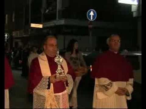 Tra sacro e profano, gli auguri di Mons. Pichierri