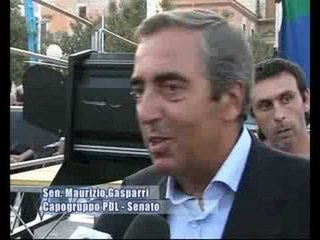 L'on. Gasparri inaugura la festa tricolore a Bisceglie