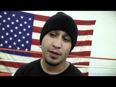 Trainer: Abner Mares Beat Joseph Agbeko