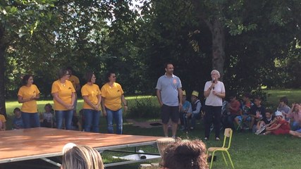 Spectacle des accueils de loisirs à Léo Délices