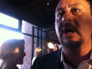 Esnews Victor Ortiz vs Floyd Mayweather - Is it on?