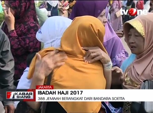 388 Jemaah Calon Haji Asal Banten Diberangkatkan