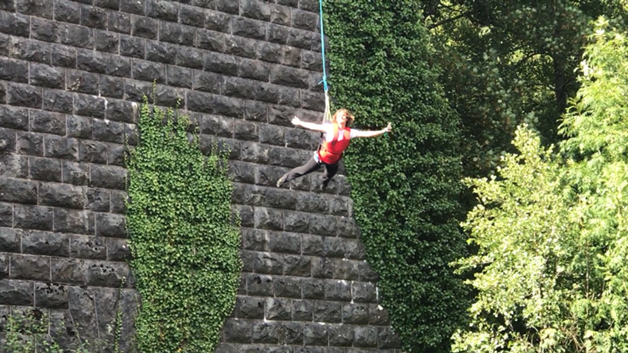 Les sauts délires au Viaduc de la Souleuvre
