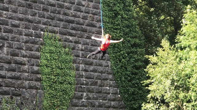 Les sauts délires au Viaduc de la Souleuvre