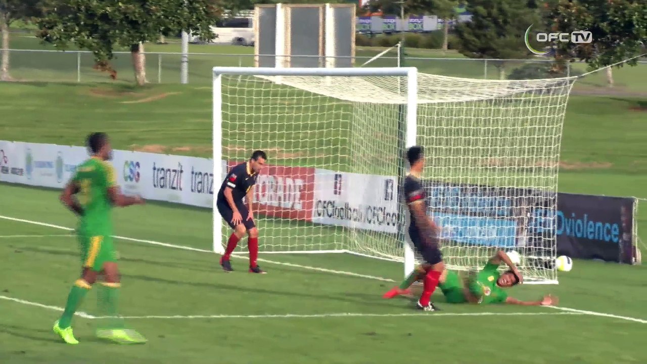 6 cartons rouges et 11 cartons jaunes pendant un match de football