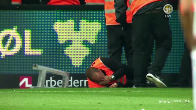 Crazy Copenhagen Fans Attacked Steward And Interrupted Match!