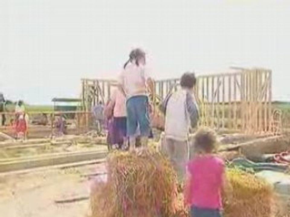 Eco-logis, maison de paille, yourte... 2