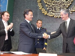 1 billón en créditos; Peña Nieto fija meta de la banca de desarrollo