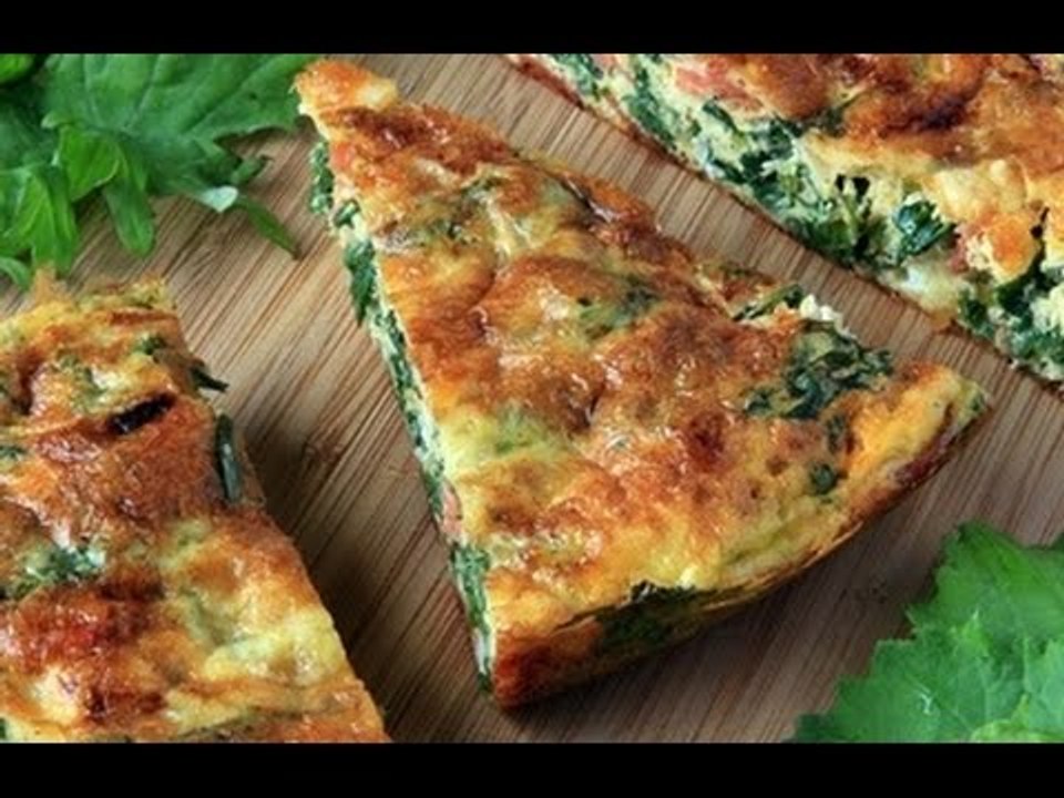 Frittata con espinaca y jitomates  / Cocinemos Juntos