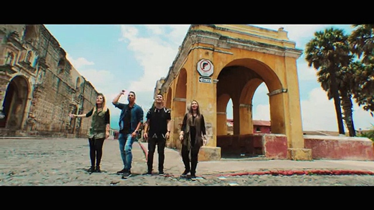 Redimi2 - Abre Los Cielos ft. Miel San Marcos