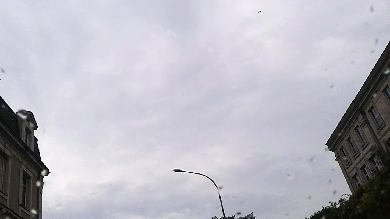 Chemtrails Angers - 17 Mai 2017 - 15h28