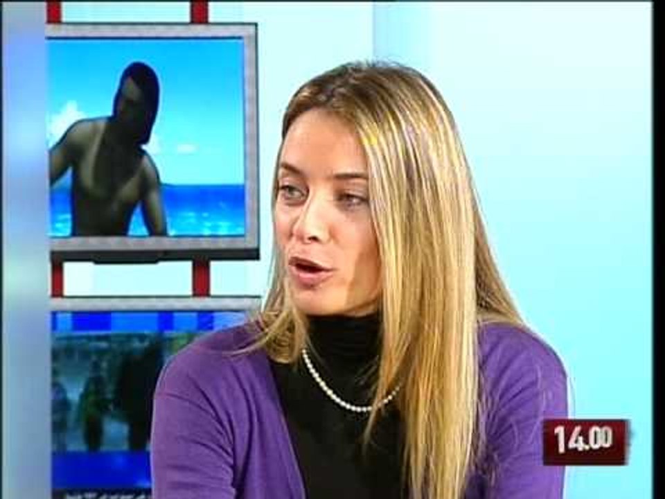 TG 22.12.09 L'europarlamentare del Pdl Barbara Matera ospite nel tg delle 14