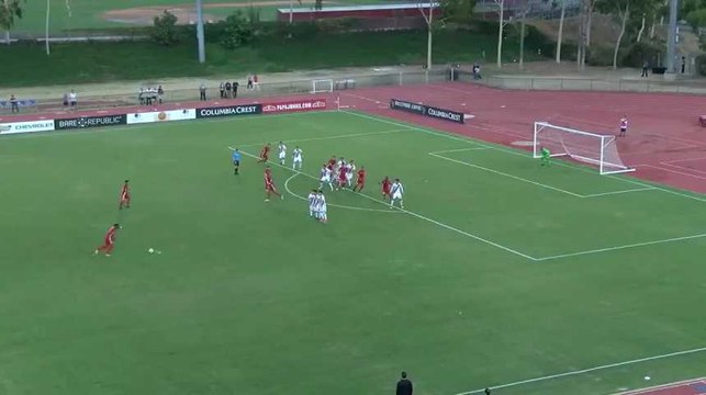 Drogba marque un incroyable coup-franc !