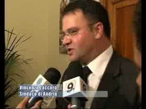 Andria, Emanuele Filiberto di Savoia visita la città di Andria