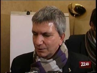 TG 16.12.09 Sulla candidatura Vendola punta i piedi
