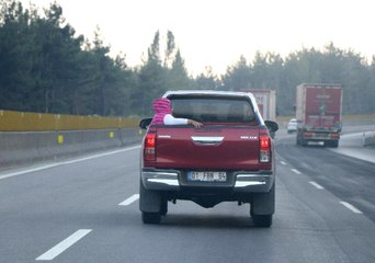 Otoyoldaki Tehlikeli Yolculuk Kamerada