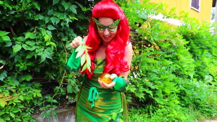 Hulk, Spiderman & Elsa vs Poison Ivy! w/ Lady Hulk, Venom, Joker & Candy :)