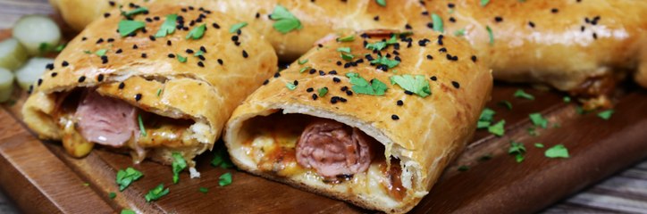 بالفيديو، طريقة عمل رولز بيتزا الهوت دوغ