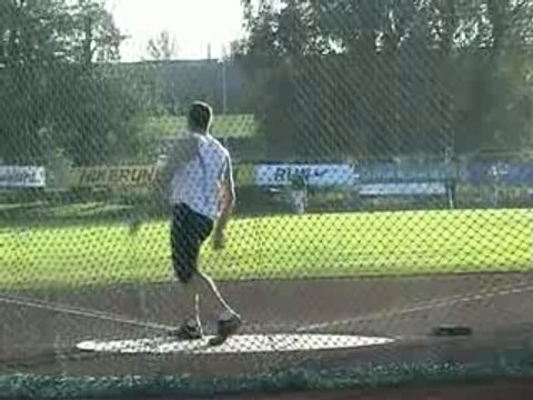 Athlé lancer disque Virgilijus Alekna 70m10