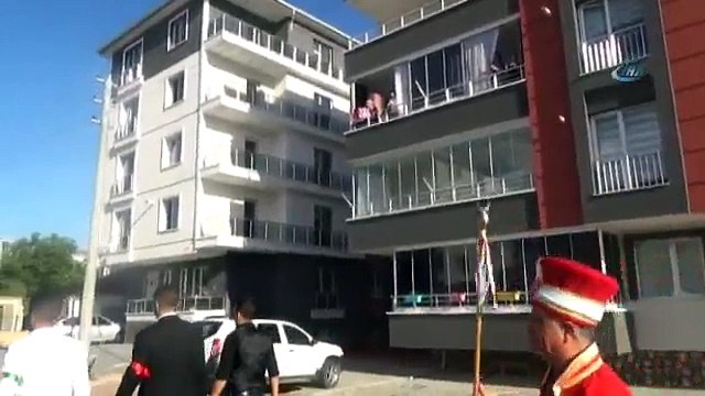 Gelin Almaya Mehter Takımıyla Gitti