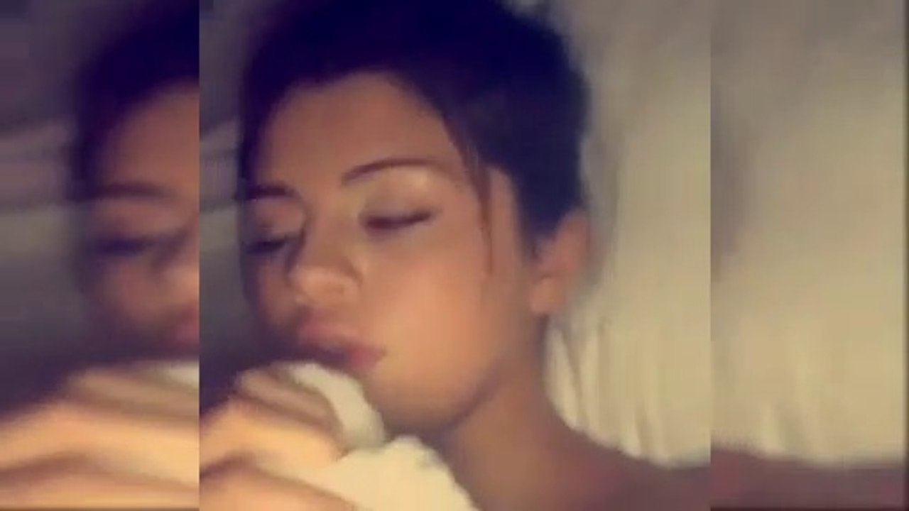 Selana Gomezin Olay Yaratan Videosu
