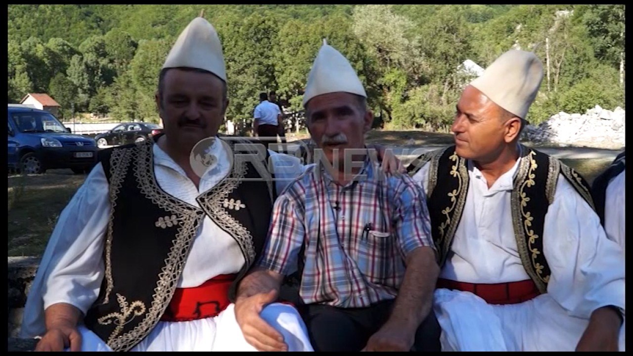 Ora News – Mbahet në Vuthaj, Plavë e Guci Festivali i Dytë Kombëtar i këngëve dhe valleve
