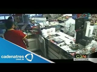 Detienen a ladrones de tiendas de conveniencia en Coyoacán