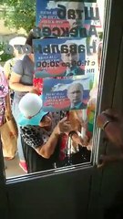 Видео драки сторонников Путина и Навального
