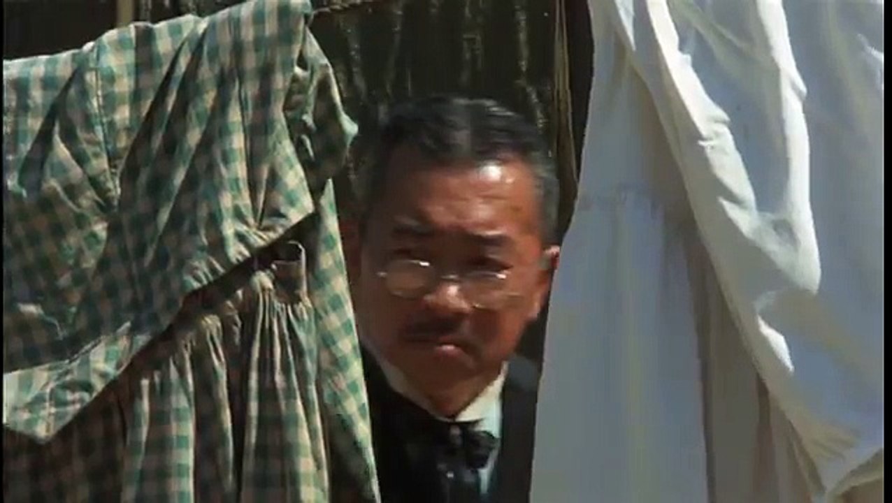 Kung Fu: Caine vs Flying Axe