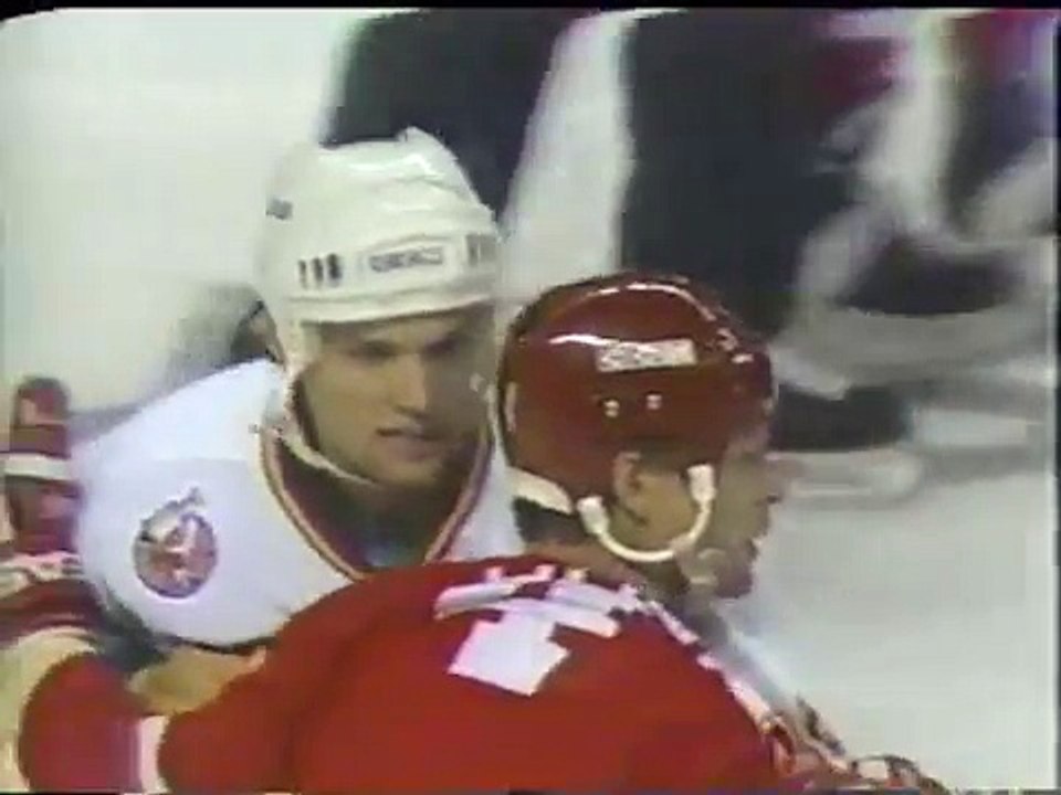 Curtis Joseph vs Tim Cheveldae ( Goalie fight ) & Jim Cummins vs Kelly Chase Wings vs Blue
