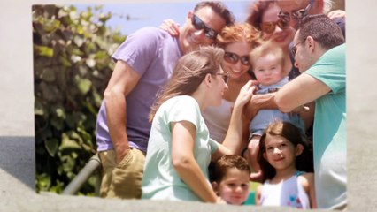 Karen and Jonathan's Beach family photo shoot.