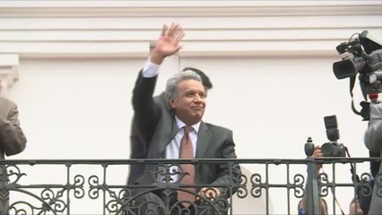 Miles expresan apoyo a Lenín Moreno en ceremonia de cambio de guardia en Ecuador