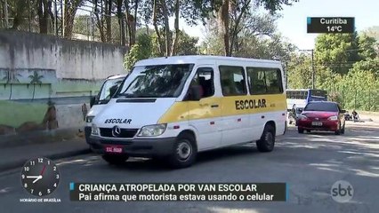 Menina morre ao ser atropelada por van escolar