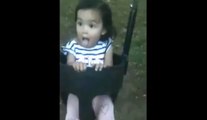 Baby zia swing swing swing!