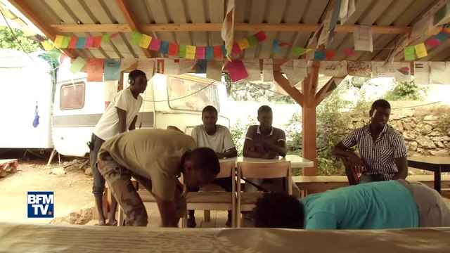 Cédric Herrou, l'agriculteur accueillant les migrants, de retour devant la justice