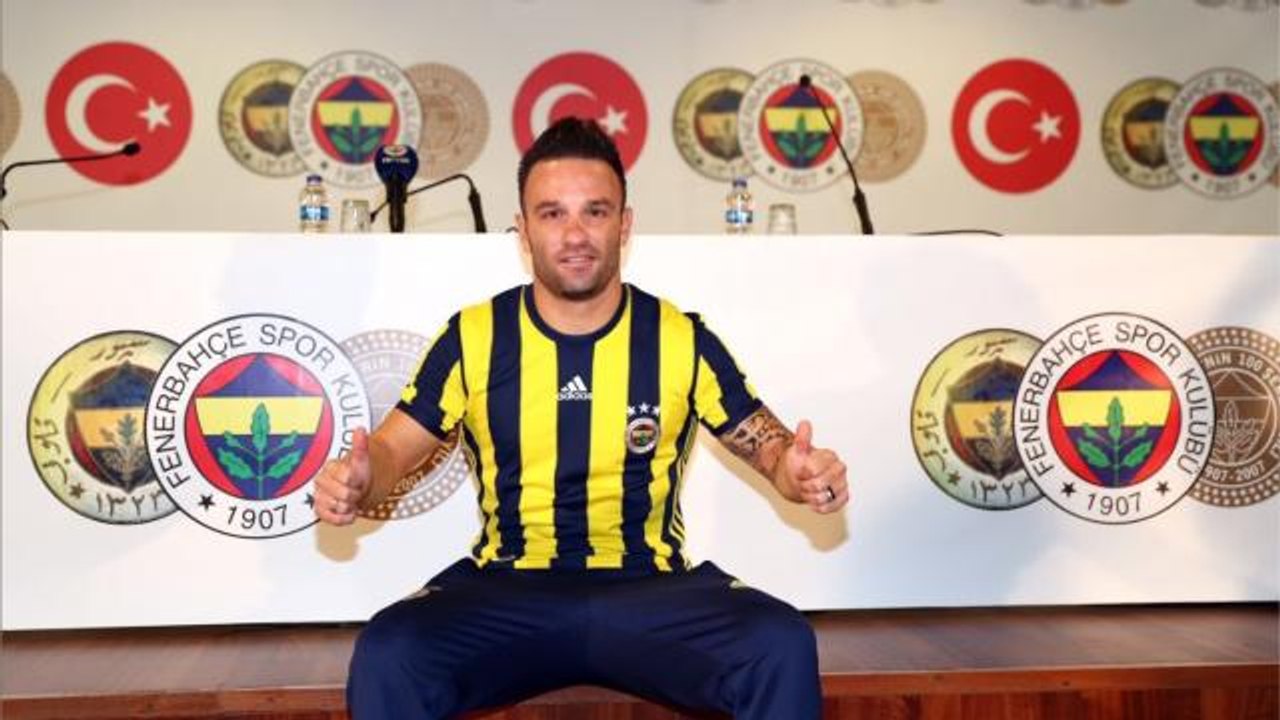 Le premier but de Valbuena au Fenerbahçe