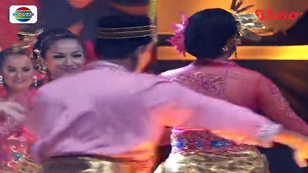 Iyeth Bustami - Laksmana Raja di Laut (D'Academy Asia 2 - Top 5 Result Show)